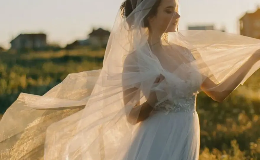 ¿Qué significa soñar con un vestido de novia?