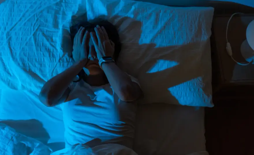 ¿Por qué me cuesta dormir? Causas y qué hacer esta noche